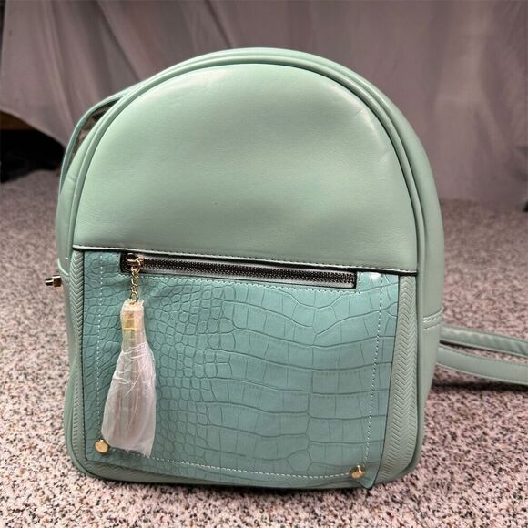 Montana West Women's Turquoise Crocodile Texture medium Backpack Purse - Picture 2 of 9